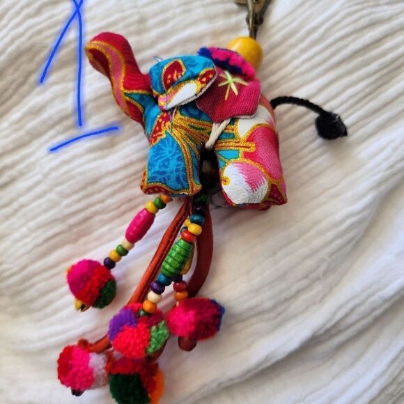 Thai hand made elephant keychains purse charms - Picture 2 of 11